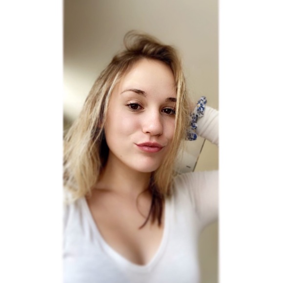 sinischoemily19